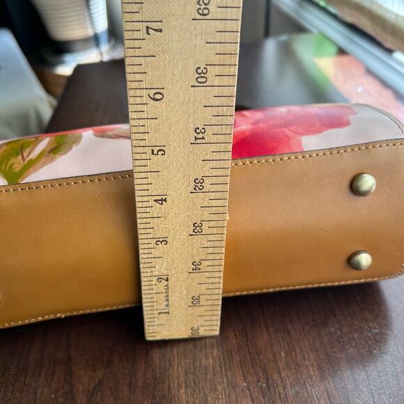 Patricia Nash Floral Crossbody Bag - Red and Green - Picture 15 of 15